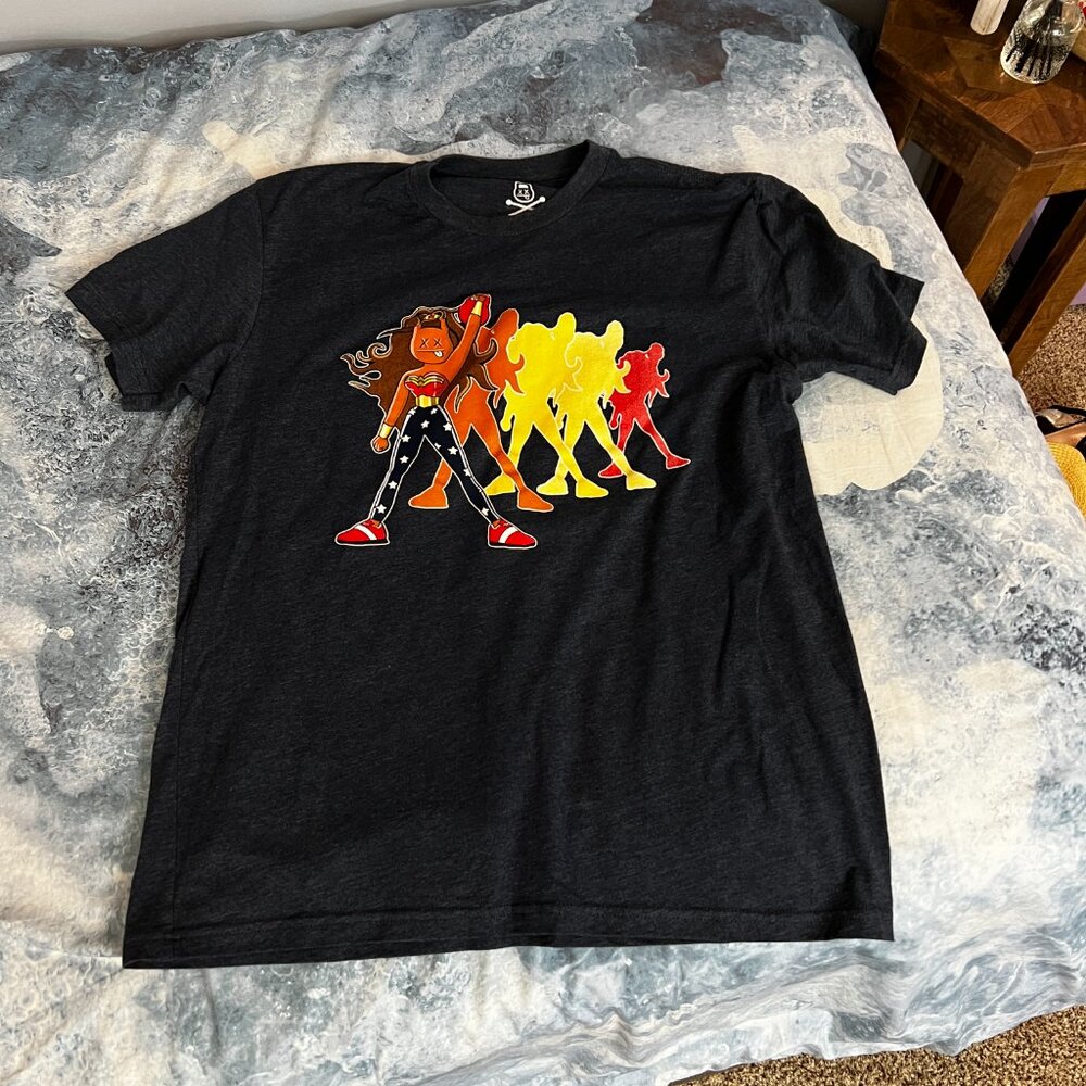 Navy blue, Kettlebell Gains Wonder Woman tshirt